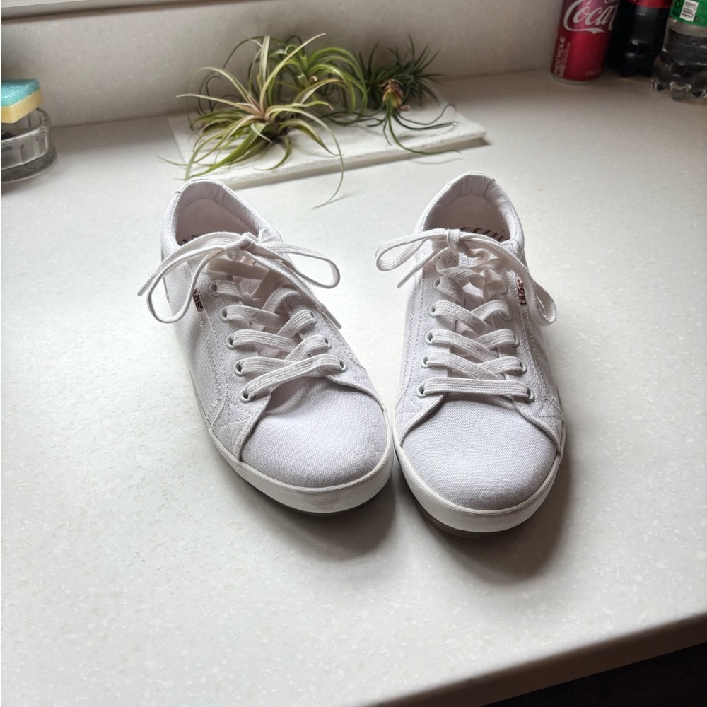 Taos Footwear White Canvas Sneakers